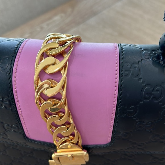 Gucci Sylvie Guccissima Pink and Black top handle bag - Picture 3 of 8